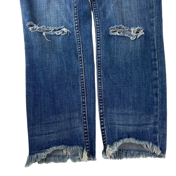 Free People Jeans WMNS 29 x 25 Blue Straight Raw Fray Hem Busted Knees Dark Wash - Picture 6 of 13